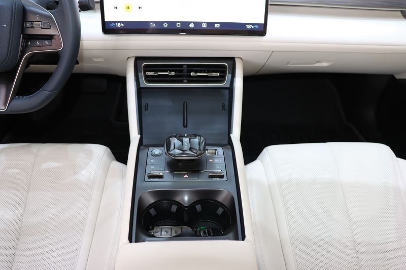 比亚迪 秦L 2024款 DM-i 120KM领先型