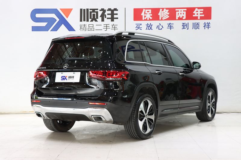 奔驰GLB级 2022款 改款 GLB 200 时尚型