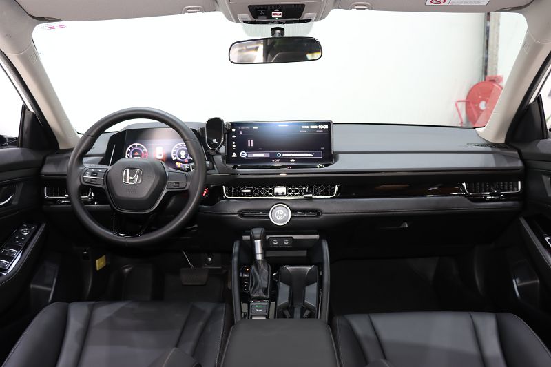 本田 英仕派 2023款 260TURBO 典雅版