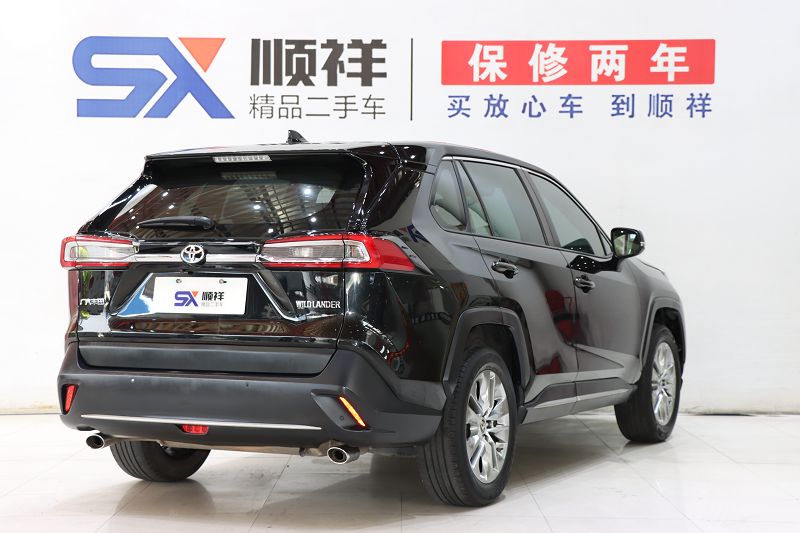 丰田 威兰达 2022款 2.0L CVT两驱豪华版