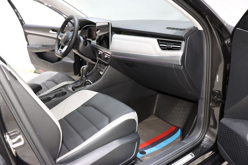 大众 宝来 2023款 300TSI DSG尊行版