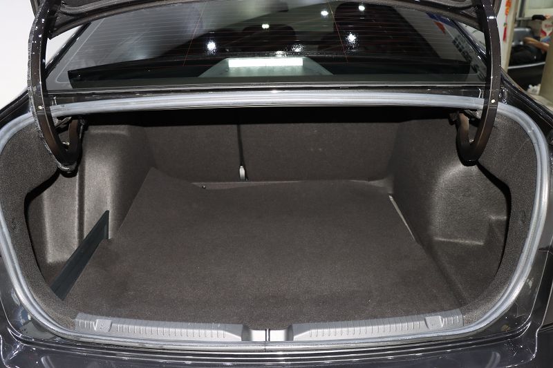 大众 宝来 2023款 300TSI DSG尊行版
