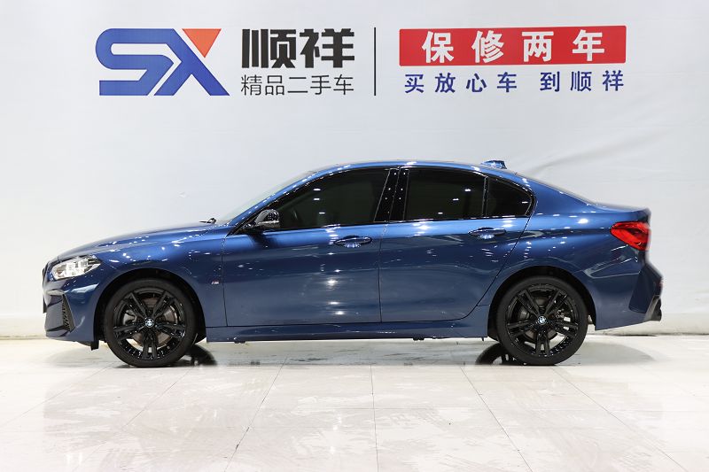 宝马1系 2021款 改款 125i M运动曜夜版