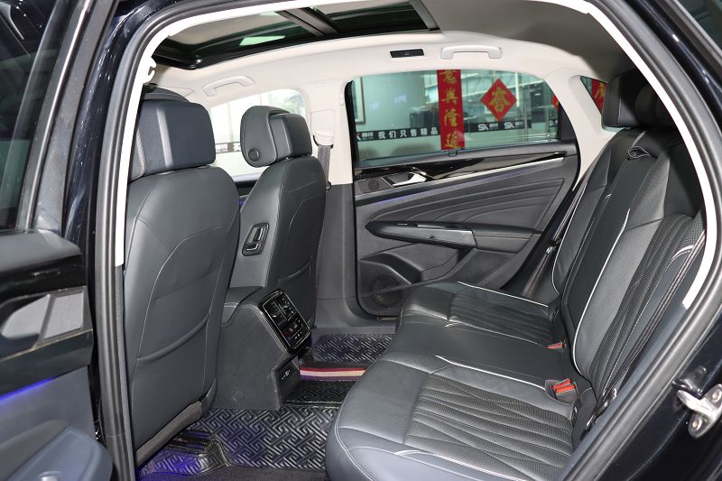 大众 帕萨特 2022款 380TSI 豪华版