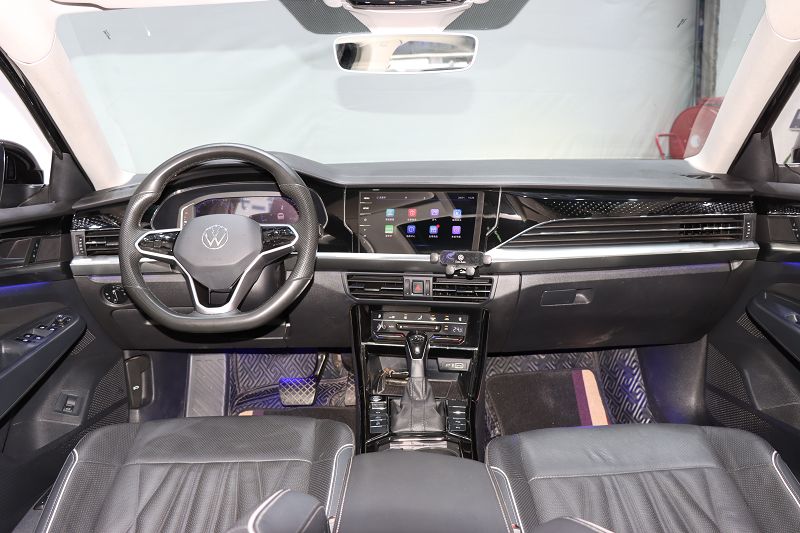 大众 帕萨特 2022款 380TSI 豪华版