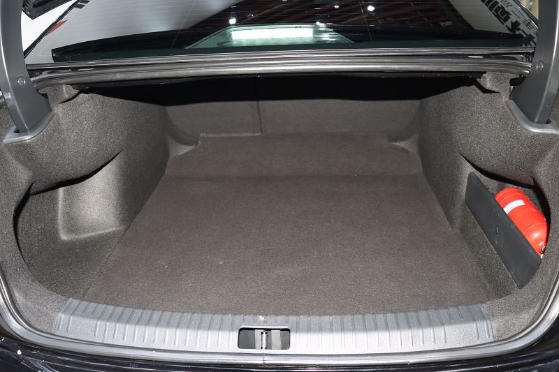 大众 帕萨特 2022款 380TSI 豪华版