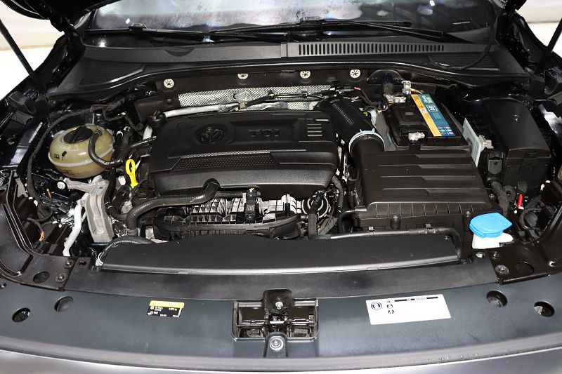 大众 帕萨特 2022款 380TSI 豪华版