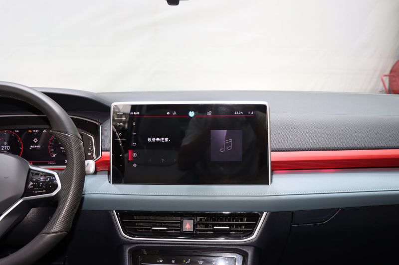 大众 途岳 2023款 300TSI 两驱满月版