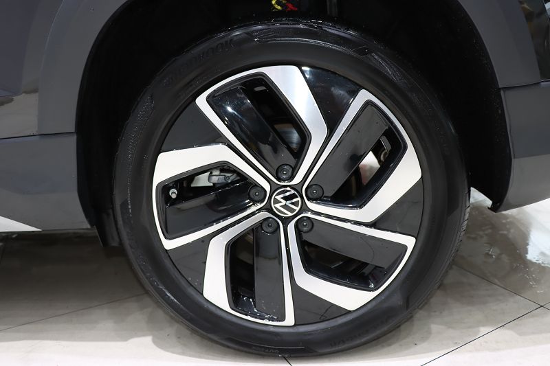 大众 途岳 2023款 300TSI 两驱满月版