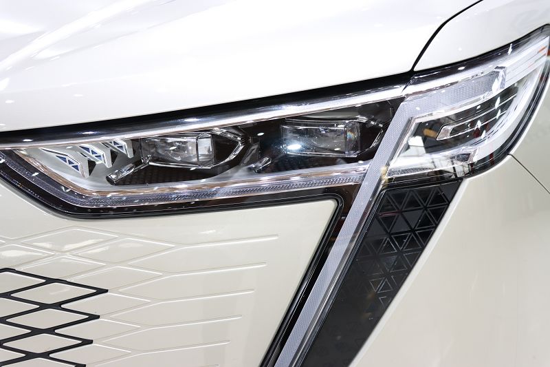 哈弗枭龙MAX 2023款 1.5L Hi4 105 四驱领航版