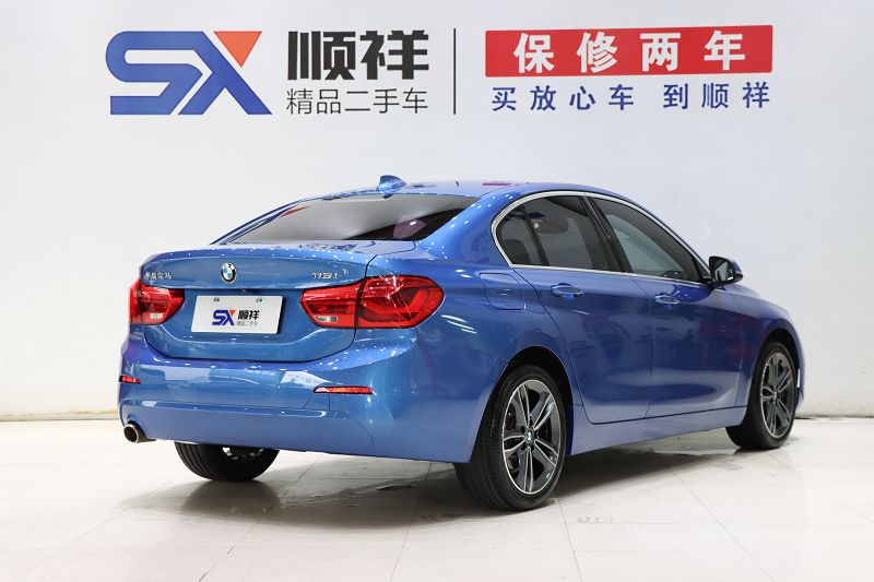 宝马1系 2019款 118i 时尚型