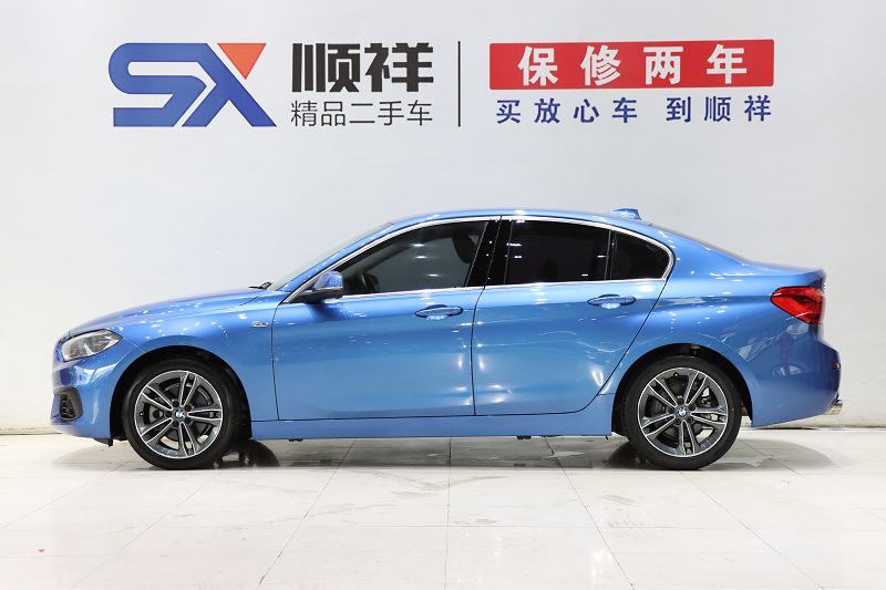 宝马1系 2019款 118i 时尚型