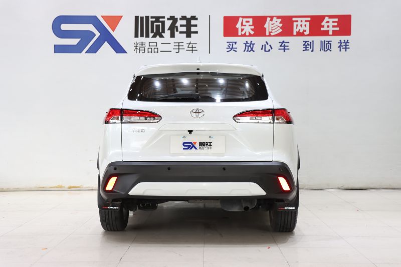 丰田 卡罗拉锐放 2022款 2.0L 先锋版