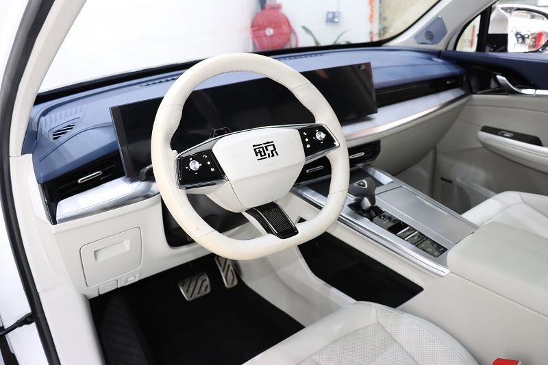 荣威 鲸 2022款 2.0T 虎版