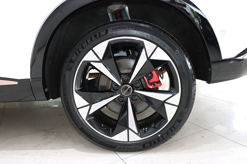 荣威 鲸 2022款 2.0T 虎版