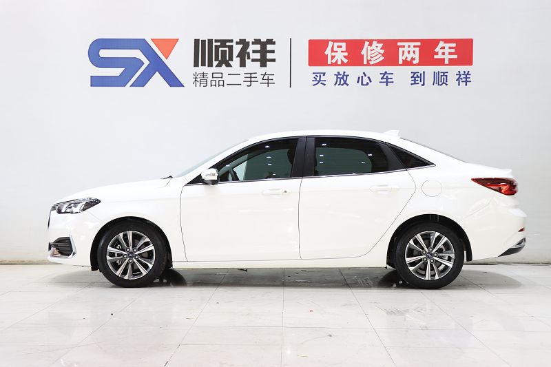 福特福特 福睿斯 2021款 1.5L 自动钻石版