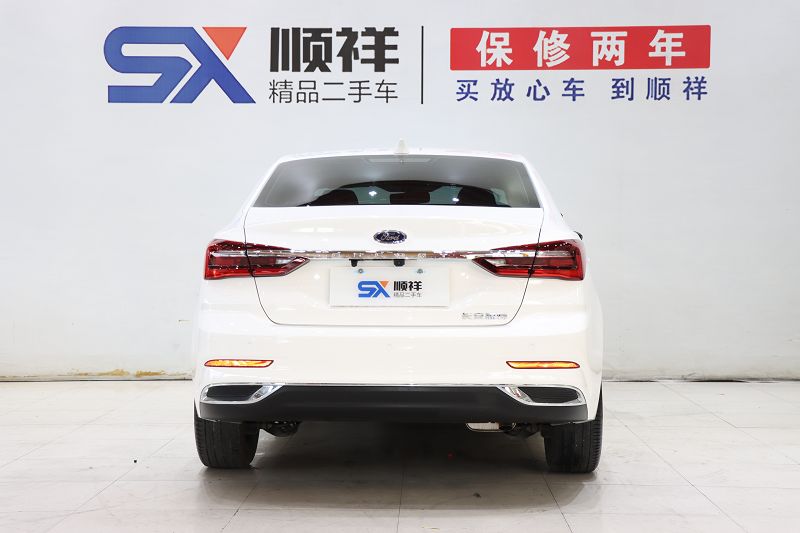 福特福特 福睿斯 2021款 1.5L 自动钻石版