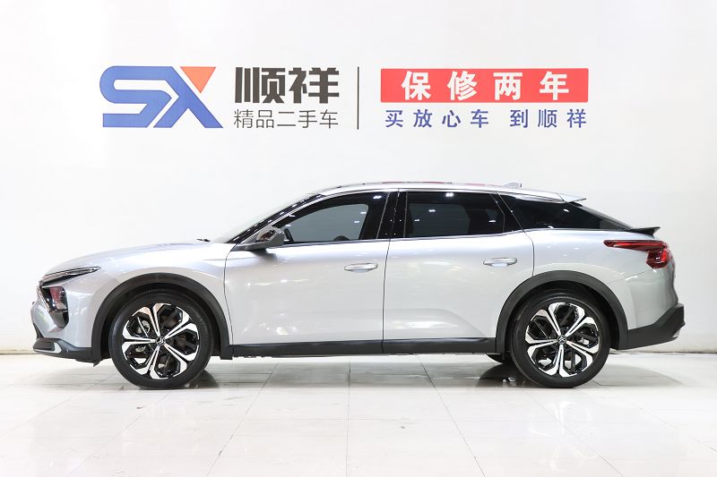 雪铁龙 凡尔赛 C5X 2022款 1.6T 势不凡 虎年开门红版
