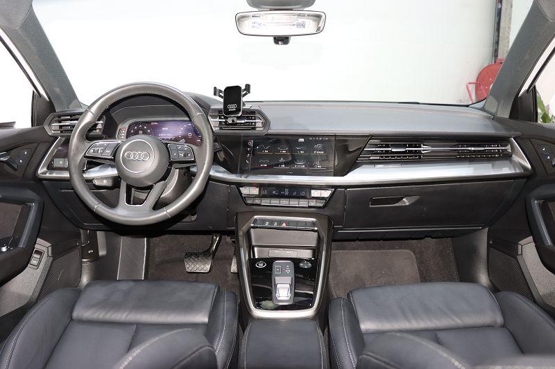 奥迪A3 2021款 A3L Limousine 35 TFSI 进取运动型