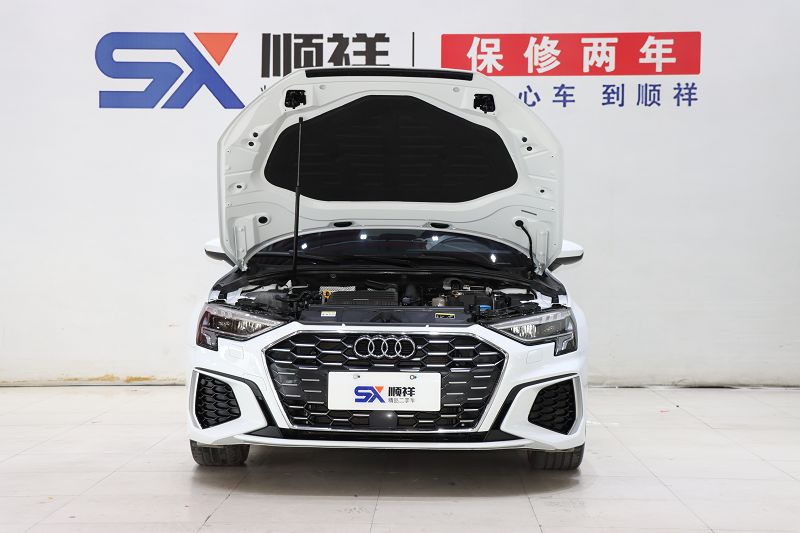 奥迪A3 2021款 A3L Limousine 35 TFSI 进取运动型