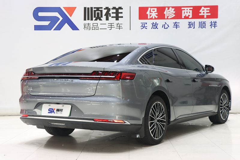 比亚迪汉 2020款 DM 四驱性能版尊贵型
