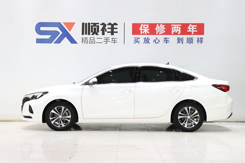 长安 逸动 2021款 PLUS 蓝鲸NE 1.4T GDI DCT尊贵型 国VI