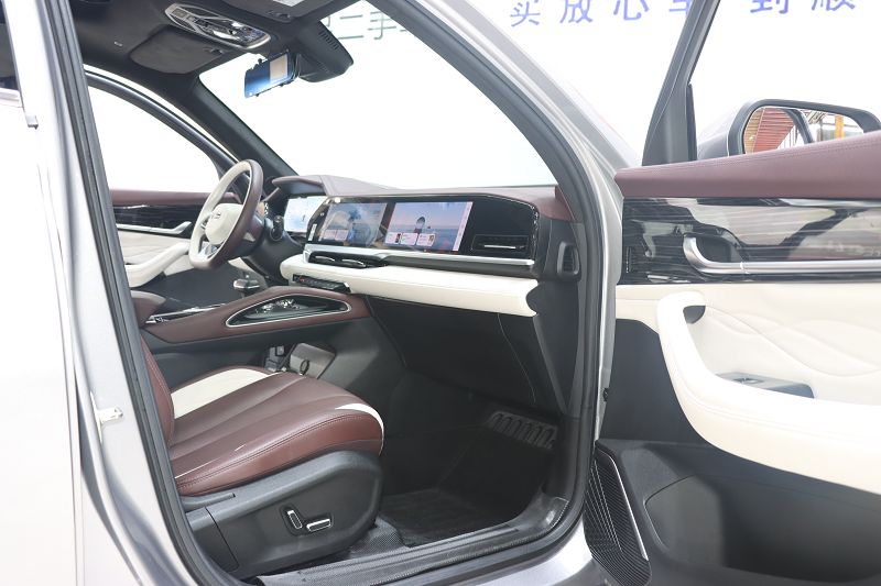 吉利汽车 星越L 2024款 2.0TD 高功自动两驱云起版