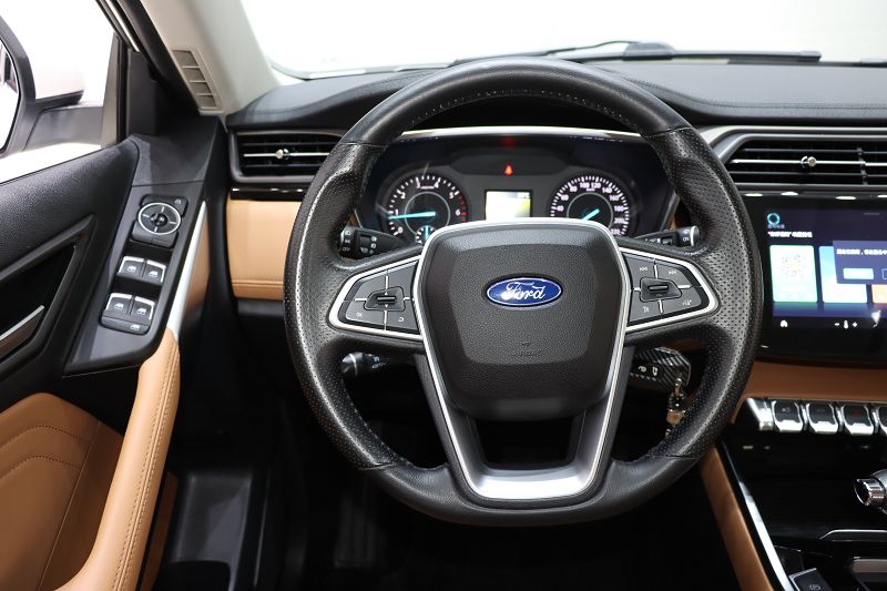 福特 领界 2019款 EcoBoost 145 CVT铂领型