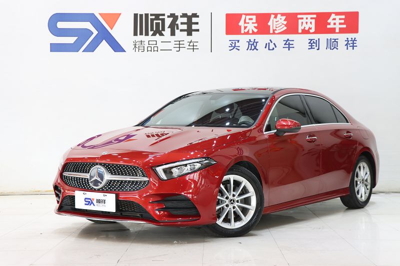 奔驰A级 2019款 改款 A 200 L 运动轿车