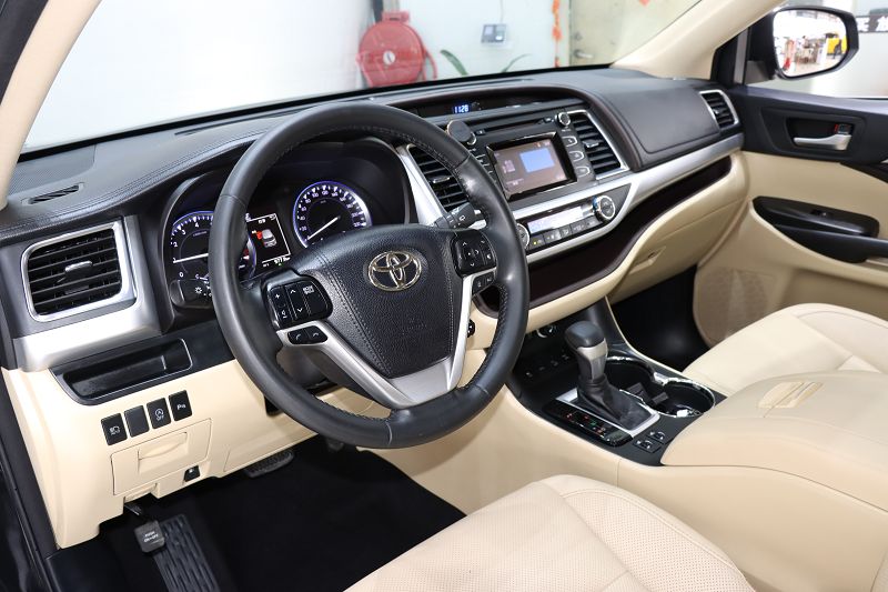 丰田 汉兰达 2018款 2.0T 四驱豪华版 7座 国V