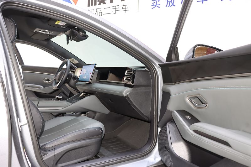 比亚迪 秦L 2024款 DM-i 80KM超越型