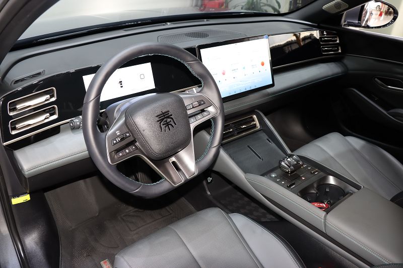 比亚迪 秦L 2024款 DM-i 80KM超越型