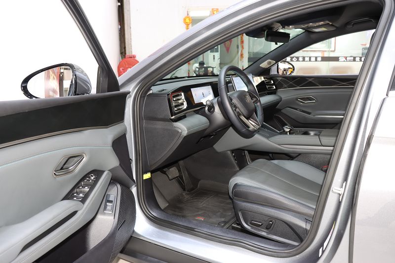 比亚迪 秦L 2024款 DM-i 80KM超越型