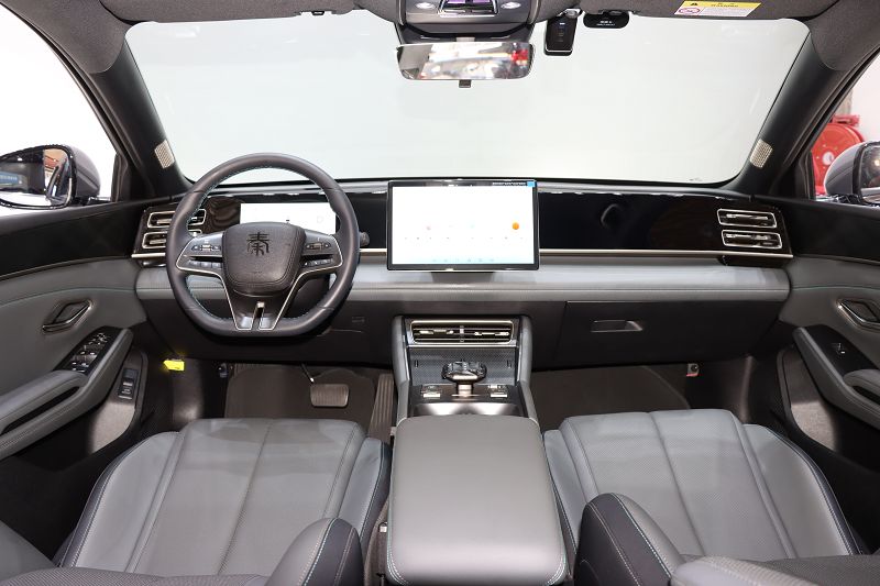 比亚迪 秦L 2024款 DM-i 80KM超越型