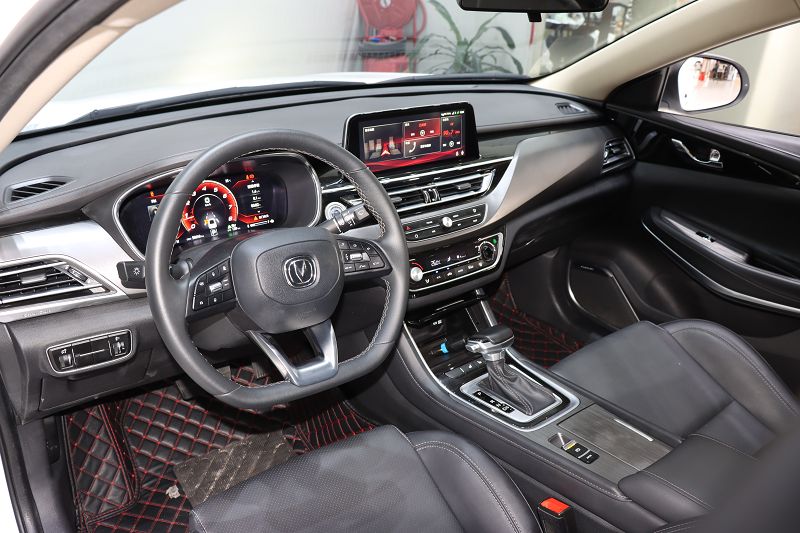长安 锐程CC 2021款 蓝鲸版 1.5T DCT尊贵型
