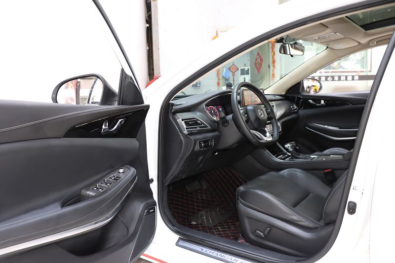 长安 锐程CC 2021款 蓝鲸版 1.5T DCT尊贵型