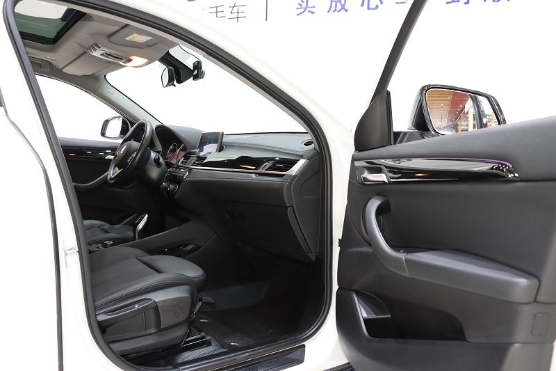 宝马X2(进口) 2019款 X2 sDrive20i M越野套装 国VI