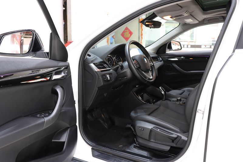 宝马X2(进口) 2019款 X2 sDrive20i M越野套装 国VI