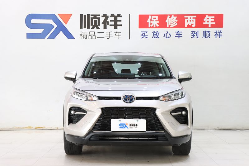丰田 威兰达 2022款 双擎 2.5L E-CVT两驱豪华版