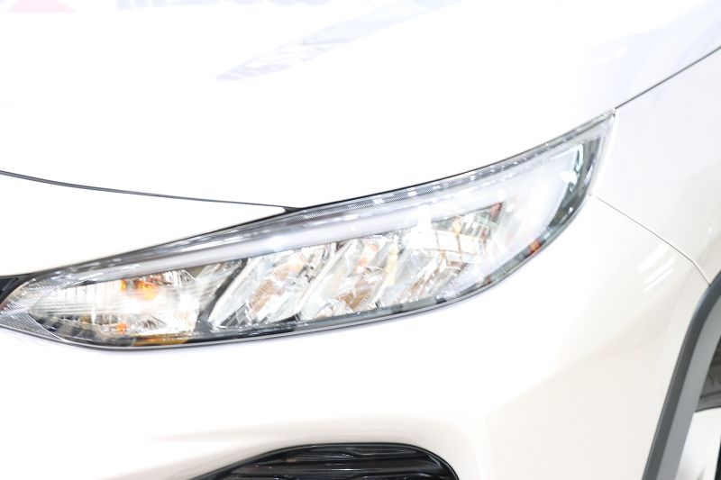 丰田 威兰达 2022款 双擎 2.5L E-CVT两驱豪华版