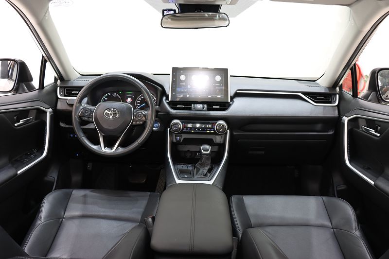 丰田 威兰达 2022款 双擎 2.5L E-CVT两驱豪华版