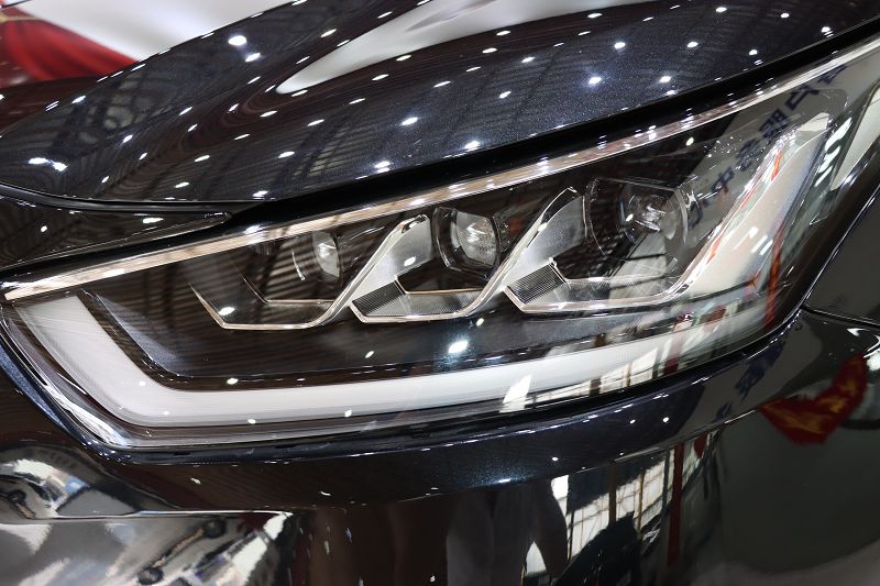 丰田 皇冠陆放 2021款 2.5L HEV四驱尊贵版