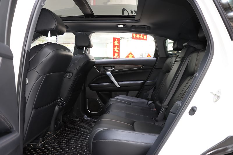 本田UR-V 2020款 370TURBO 四驱尊耀版