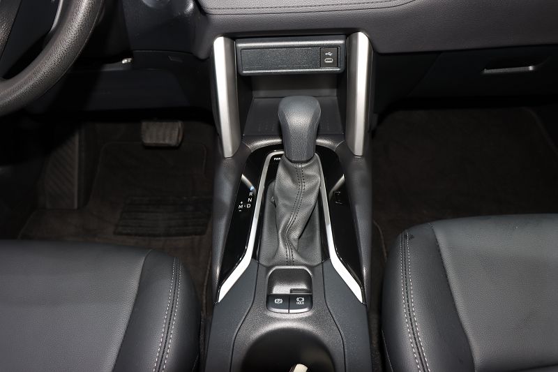 丰田 锋兰达 2023款 2.0L CVT精英版
