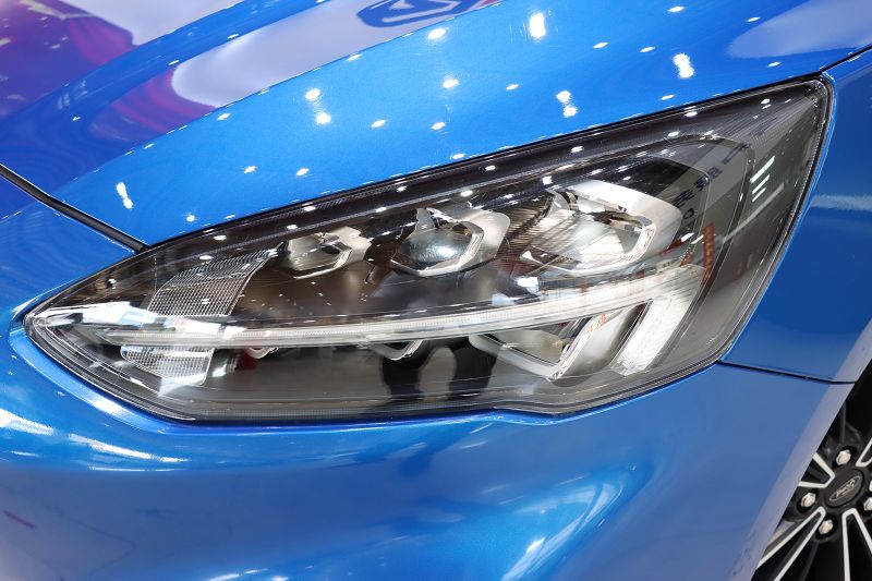 福特 福克斯 2019款 三厢 EcoBoost 180 自动ST Line