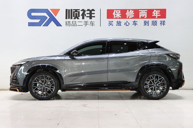 长安UNI-T 2022款 1.5T 运动版 旗舰型